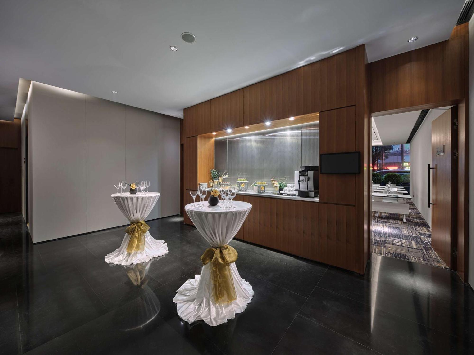 Hilton Garden Inn Guangzhou Tianhe Buitenkant foto